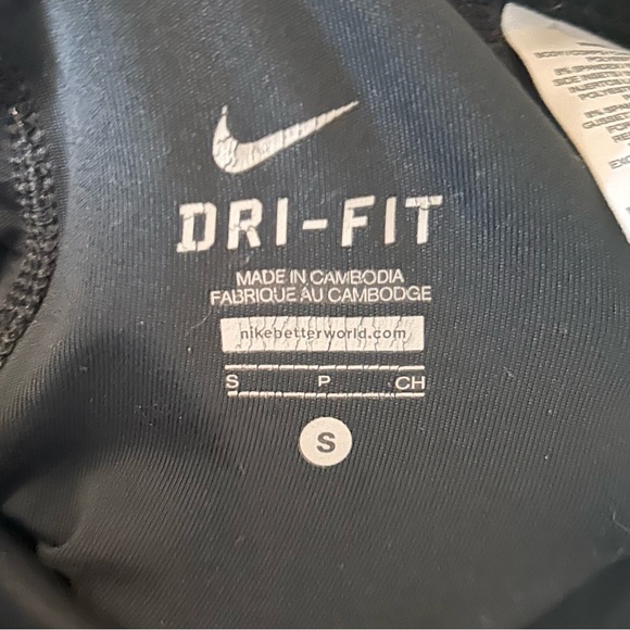 NIKE - Dri-Fit women’s running shorts black in small - Picture 8 of 9